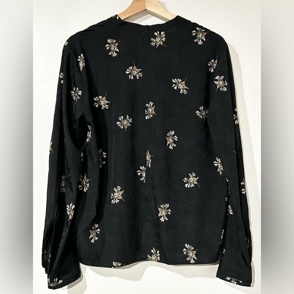 Vince‎ Tossed Bouquet Tie-Neck Blouse Black S - Picture 11 of 13
